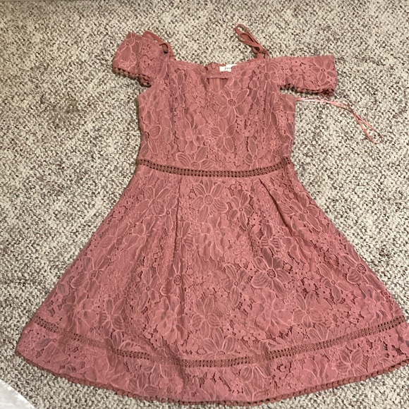 Francesca's Collections Dresses & Skirts - Pink floral lace dress from Francesca’s size medium